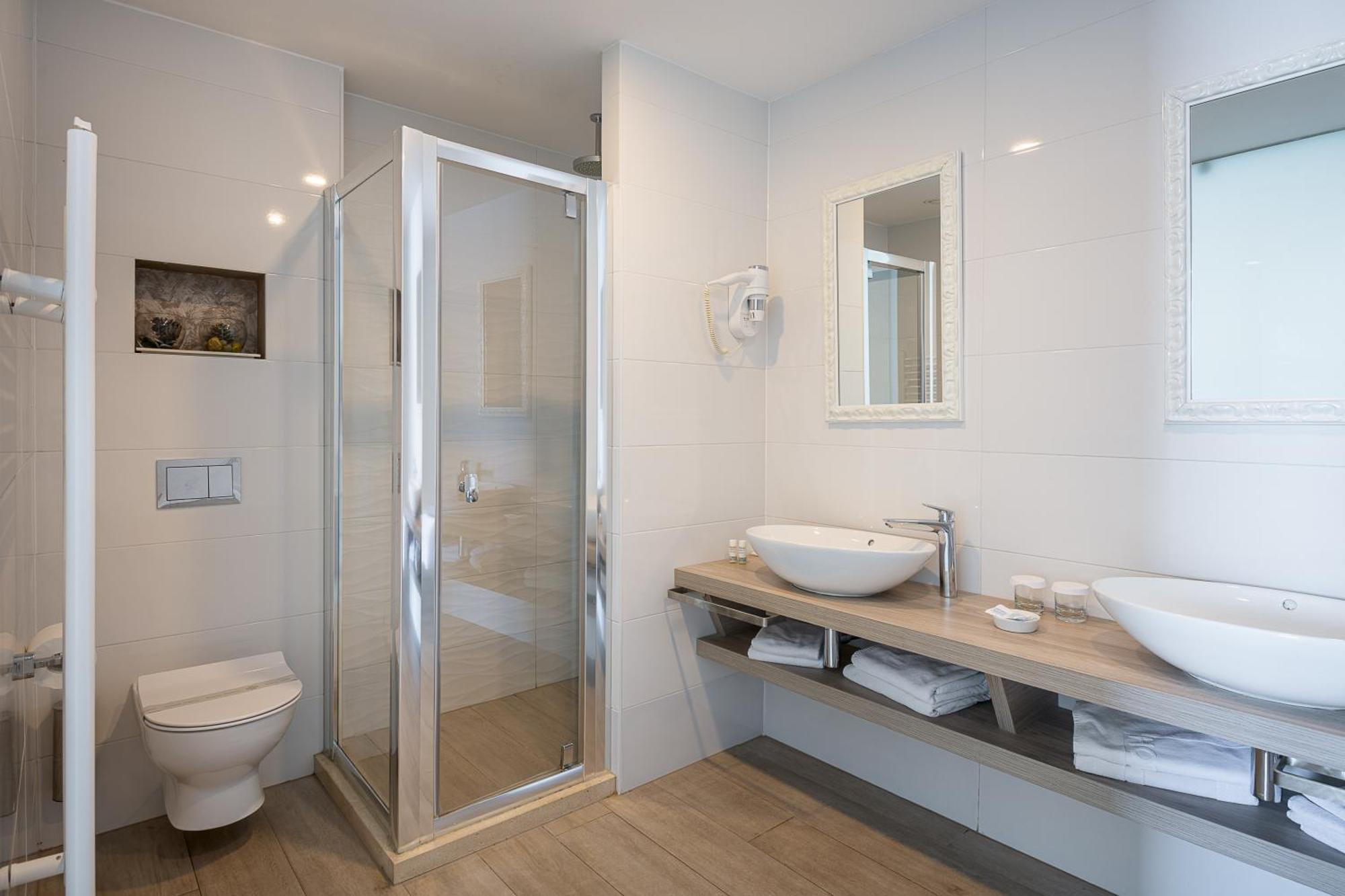 Premium Zimmer mit Meerblick und Balkon